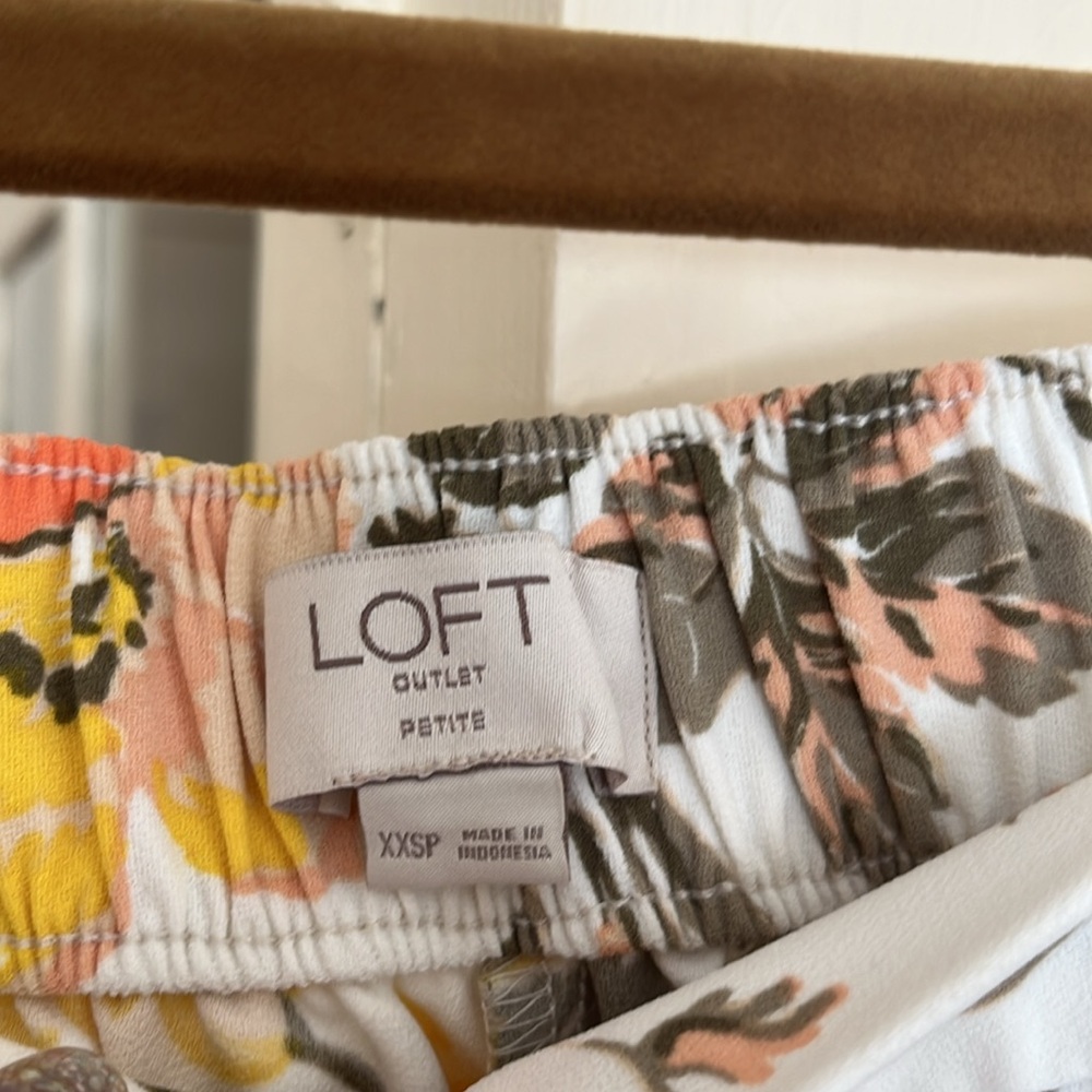Loft Pants - Picture 2 of 11